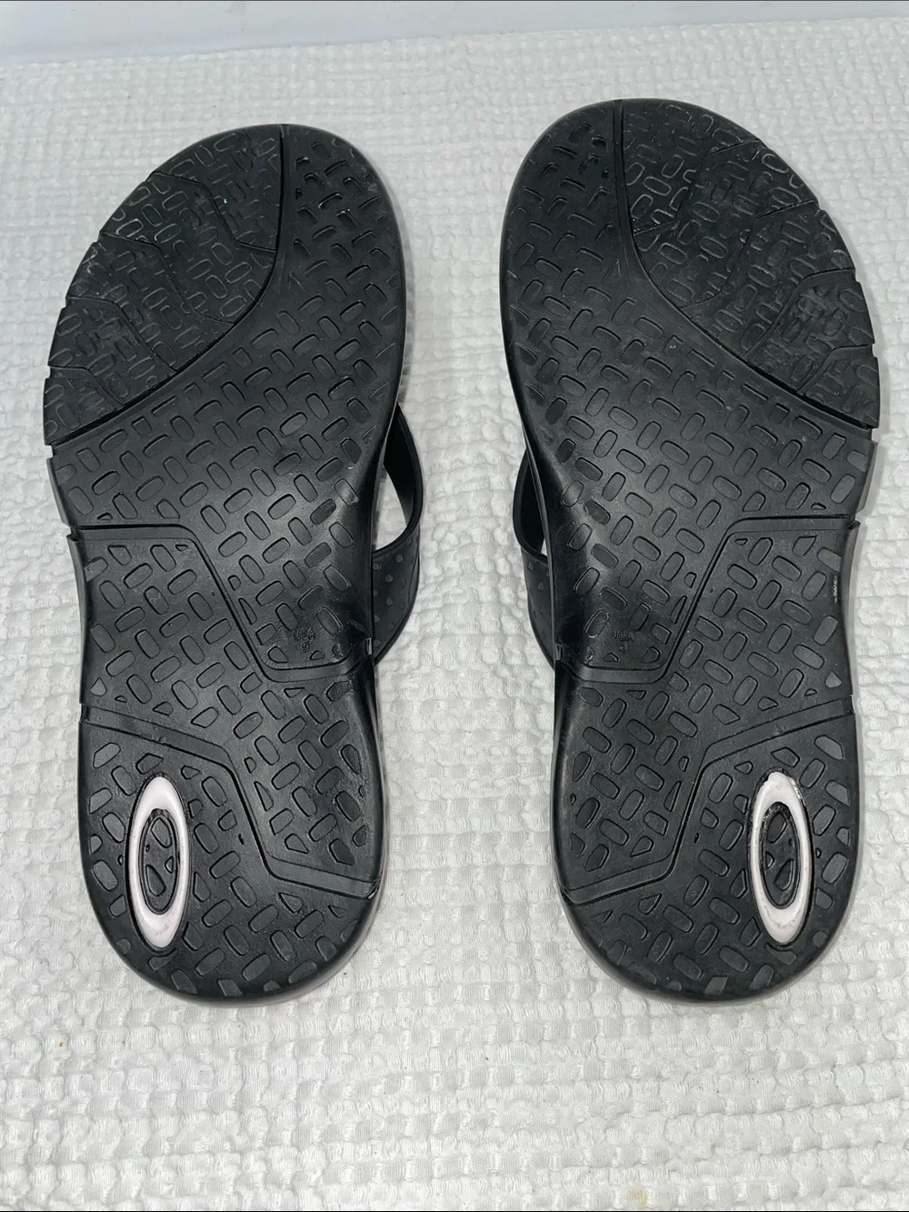 OAKLEY MENS B1B FLIP FLOPS FTL-07-085